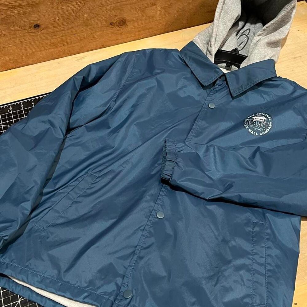 Vans Men's Blue and Navy Jacket